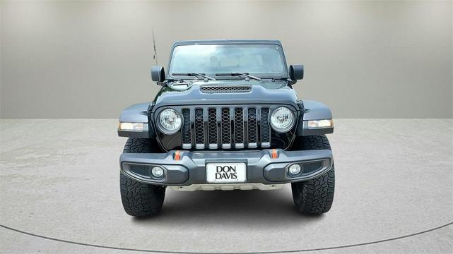 Photo of 2023 Black Clearcoat Jeep Gladiator