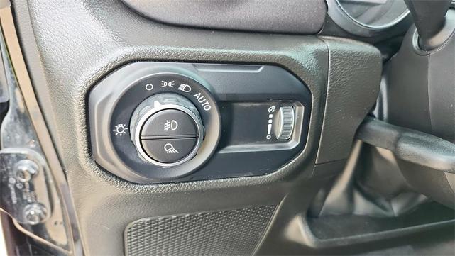 Photo of 2023 Black Clearcoat Jeep Gladiator
