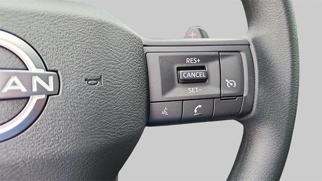 Photo of 2026 Glacier White Nissan Rogue