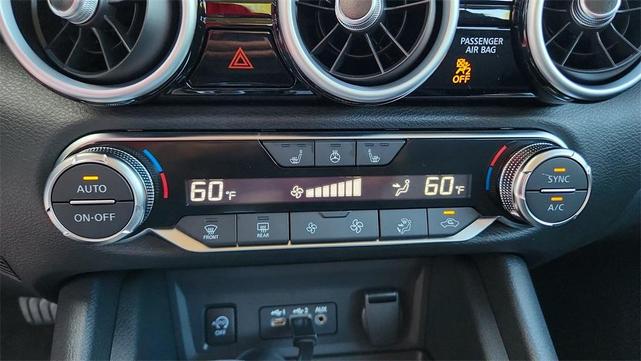 Photo of 2025 Aspen White Nissan Sentra