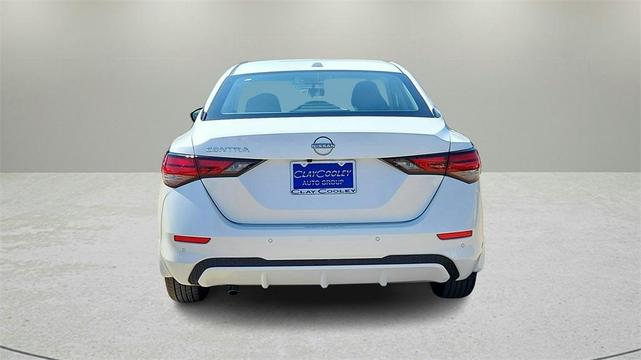 Photo of 2025 Aspen White Nissan Sentra