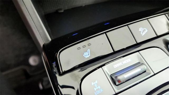 Photo of 2022 Deep Sea Hyundai TUCSON Hybrid