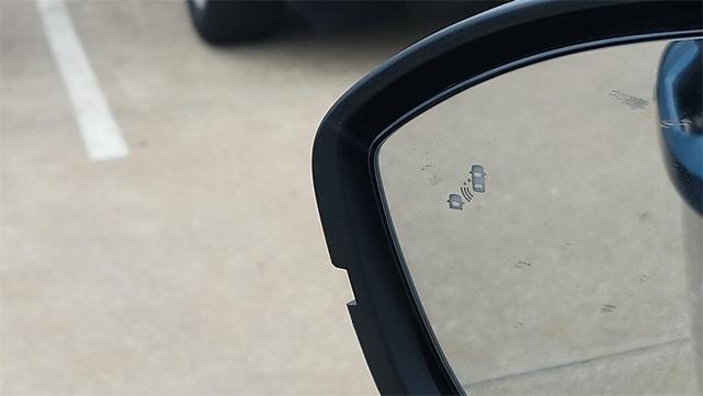 Photo of 2025 2t Tel Blk Roof Nissan Murano