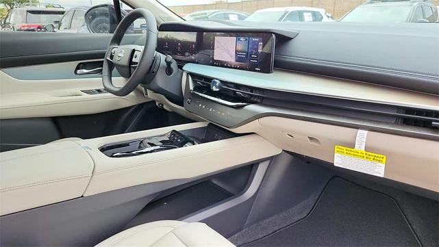 Photo of 2025 2t Tel Blk Roof Nissan Murano