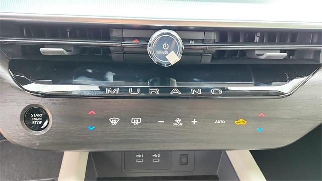 Photo of 2025 2t Tel Blk Roof Nissan Murano