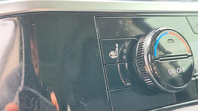 Photo of 2025 Black Nissan Pathfinder