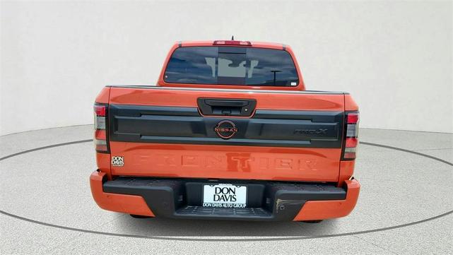Photo of 2025 Afterburn Orang Nissan Frontier