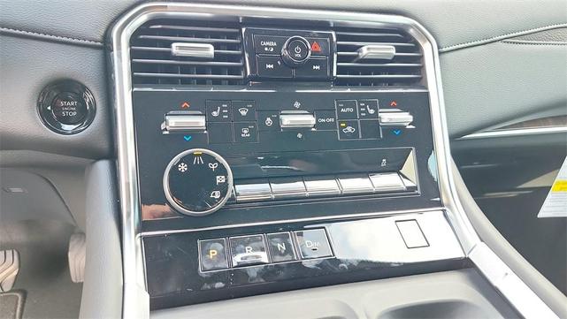 Photo of 2025 Brilliant Silver Metallic Nissan Armada