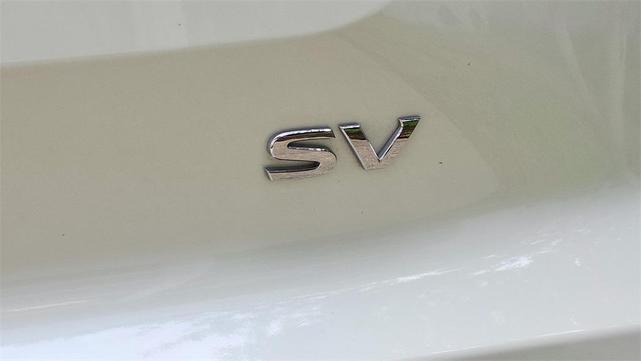 Photo of 2024 White Nissan Pathfinder