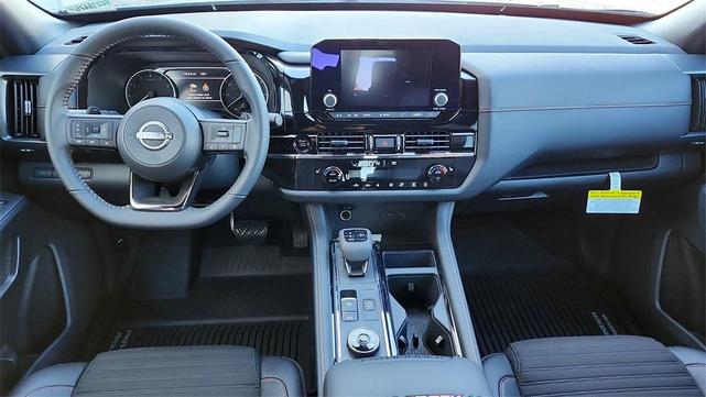 Photo of 2025 Gun Metallic Nissan Pathfinder