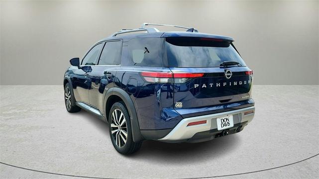 Photo of 2024 Deep Ocean Blue Nissan Pathfinder