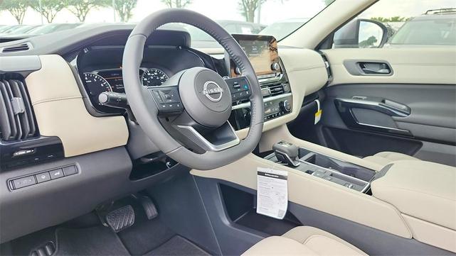 Photo of 2025 Gun Metallic Nissan Pathfinder