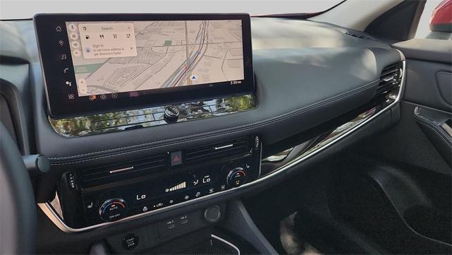 Photo of 2025 Scarlet Ember Nissan Rogue