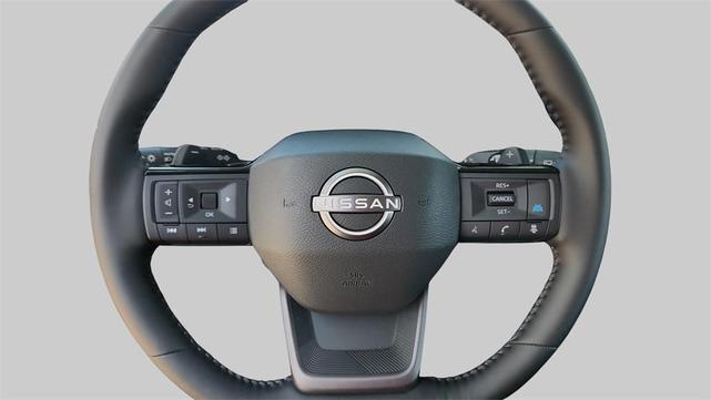Photo of 2025 Scarlet Ember Nissan Rogue