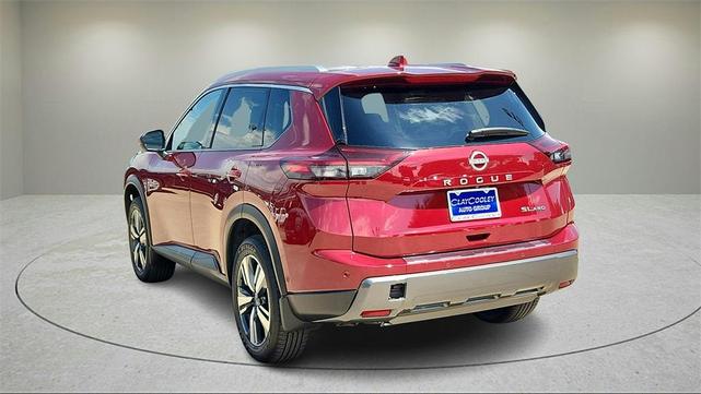 Photo of 2025 Scarlet Ember Nissan Rogue