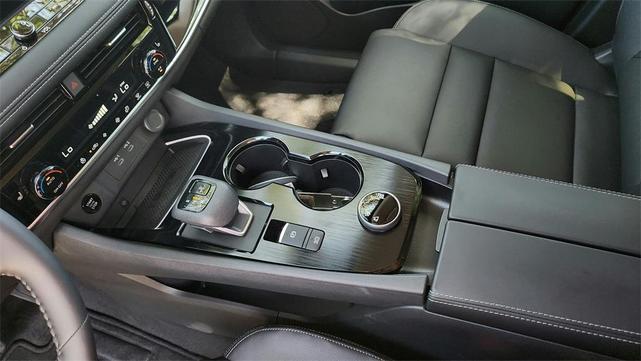 Photo of 2025 Scarlet Ember Nissan Rogue