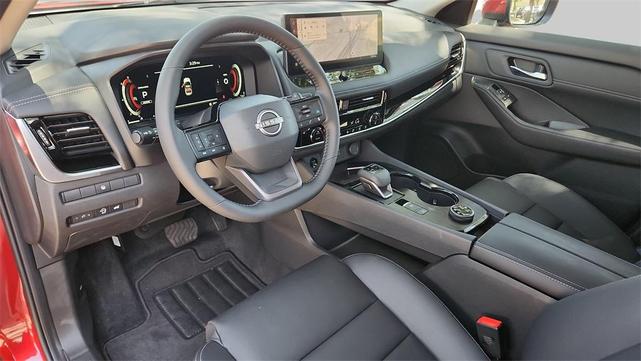 Photo of 2025 Scarlet Ember Nissan Rogue
