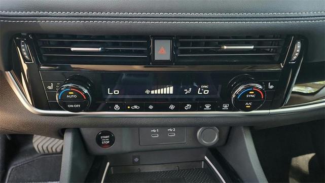 Photo of 2025 Scarlet Ember Nissan Rogue