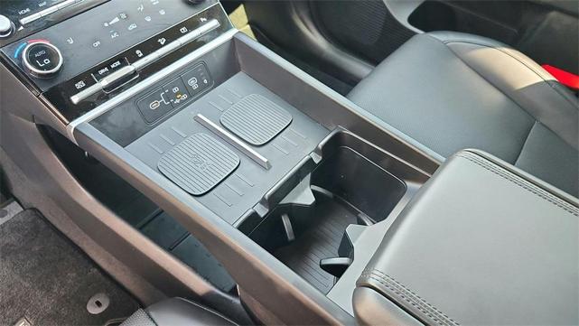 Photo of 2024 Red Hyundai SANTA FE