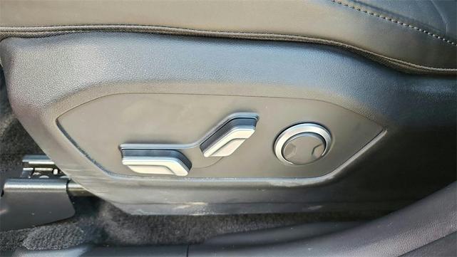 Photo of 2024 Red Hyundai SANTA FE