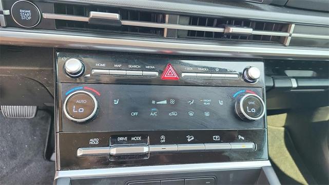 Photo of 2024 Red Hyundai SANTA FE