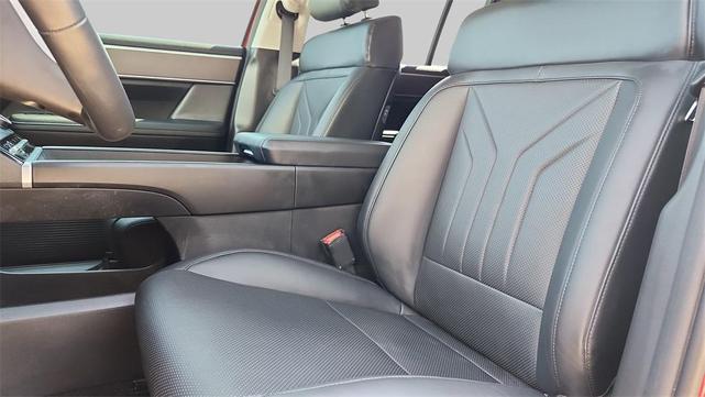 Photo of 2024 Red Hyundai SANTA FE