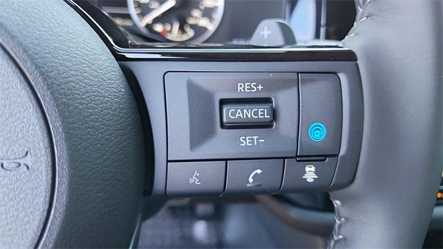 Photo of 2025 Black Nissan Pathfinder