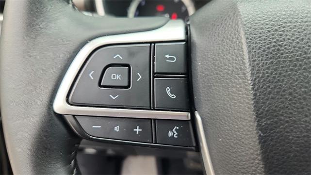 Photo of 2022 Black Toyota Highlander