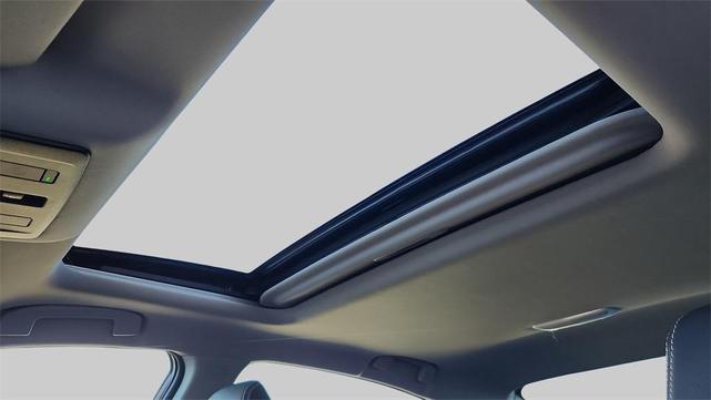 Photo of 2025 Scarlet Ember Nissan Altima