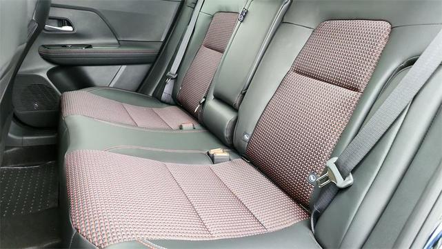 Photo of 2025 Super Black Nissan Kicks