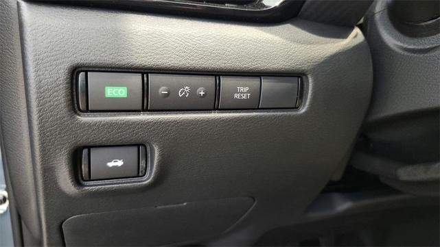 Photo of 2025 2t Gry Blk Roof Nissan Sentra