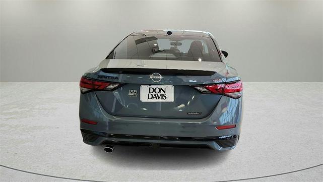 Photo of 2025 2t Gry Blk Roof Nissan Sentra