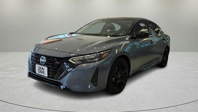 Photo of 2025 2t Gry Blk Roof Nissan Sentra
