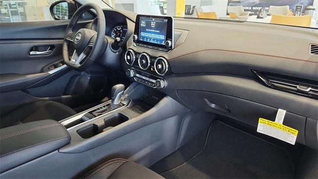 Photo of 2025 2t Gry Blk Roof Nissan Sentra