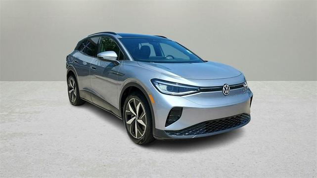 Photo of 2023 Silver Mist Volkswagen ID.4