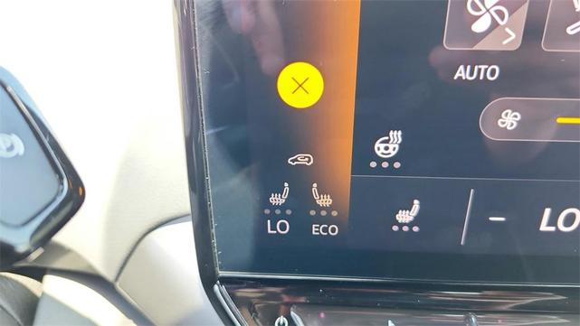 Photo of 2023 Silver Mist Volkswagen ID.4