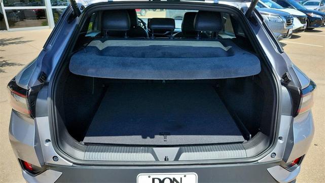 Photo of 2023 Silver Mist Volkswagen ID.4