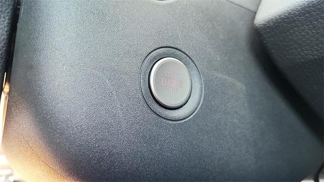 Photo of 2023 Silver Mist Volkswagen ID.4