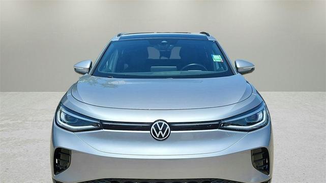 Photo of 2023 Silver Mist Volkswagen ID.4