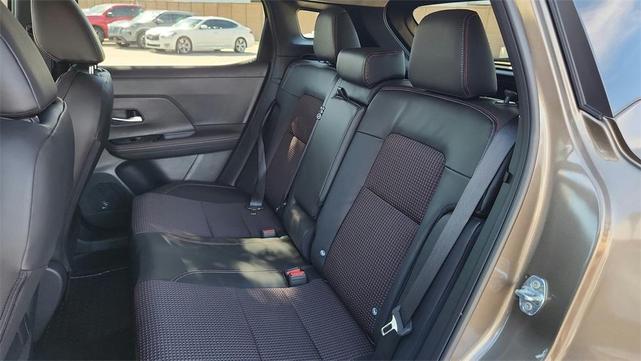 Photo of 2025 Canyon Bronze M Nissan Kicks