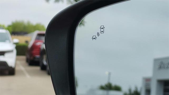 Photo of 2022 Red Alert Nissan Frontier