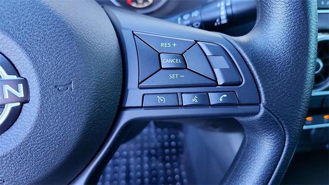 Photo of 2025 Cloud White Nissan Sentra