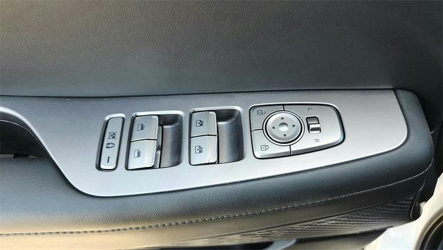 Photo of 2023 Hyper White Hyundai PALISADE