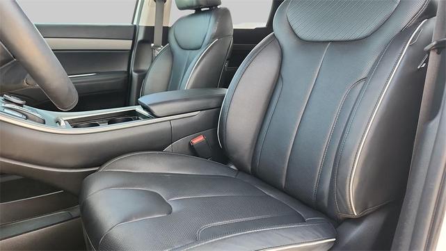 Photo of 2023 Hyper White Hyundai PALISADE