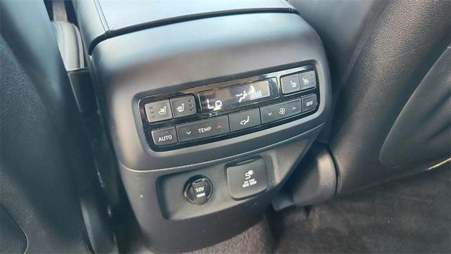 Photo of 2023 Hyper White Hyundai PALISADE