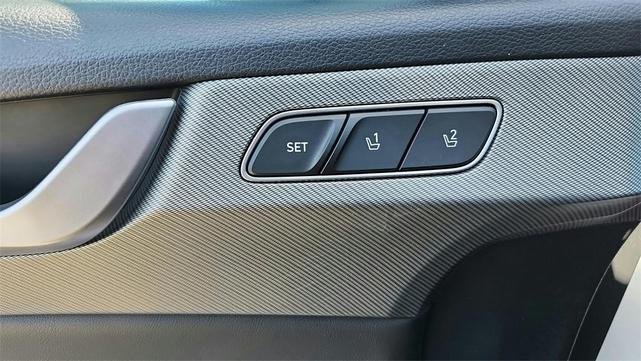 Photo of 2023 Hyper White Hyundai PALISADE