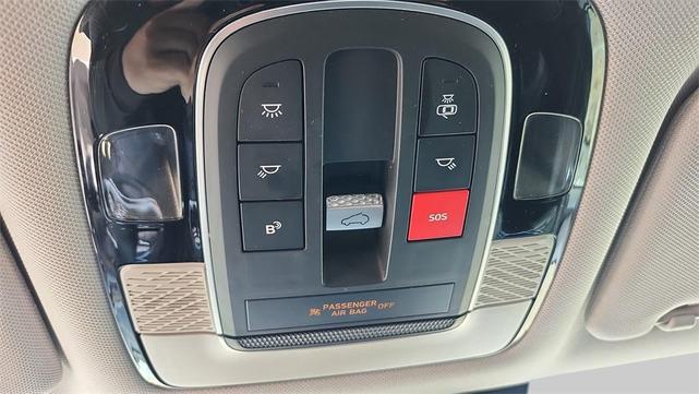 Photo of 2023 Hyper White Hyundai PALISADE