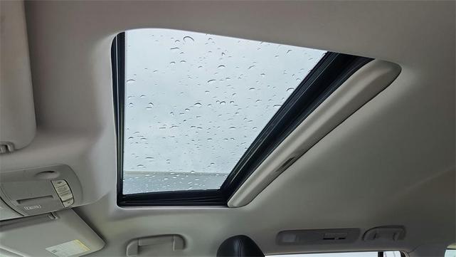 Photo of 2021 Aspen White Nissan Armada
