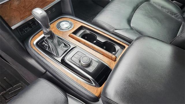 Photo of 2021 Aspen White Nissan Armada