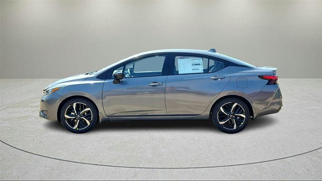 Photo of 2025 Gun Metallic Nissan Versa